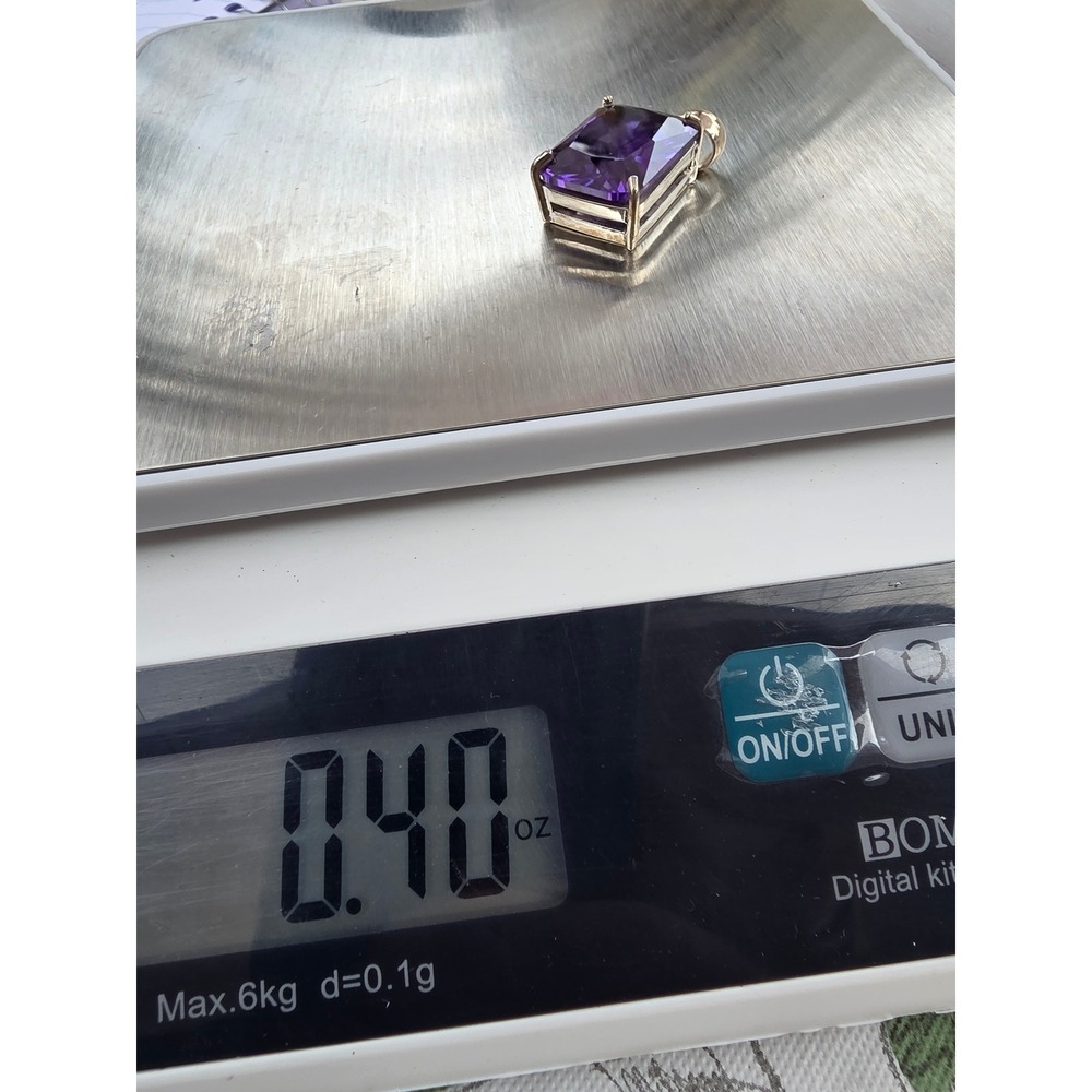 925 Sterling Silver Emerald Cut Purple Amethyst Glass Pendant 0.4oz - Picture 7 of 7